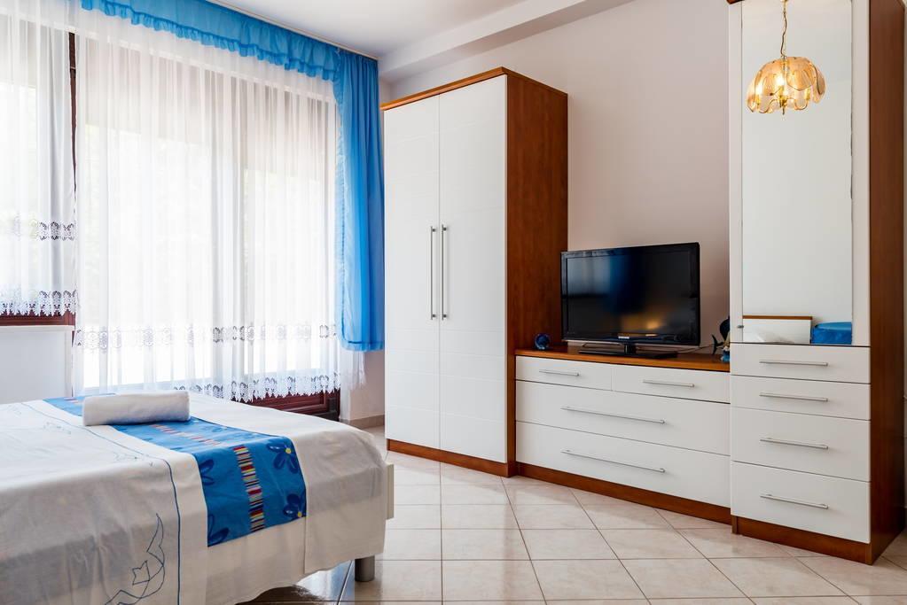 Apartments Silvi Podstrana Exterior foto